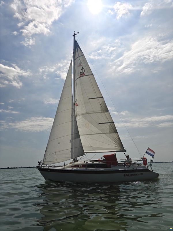 Dehler Dehlya 25