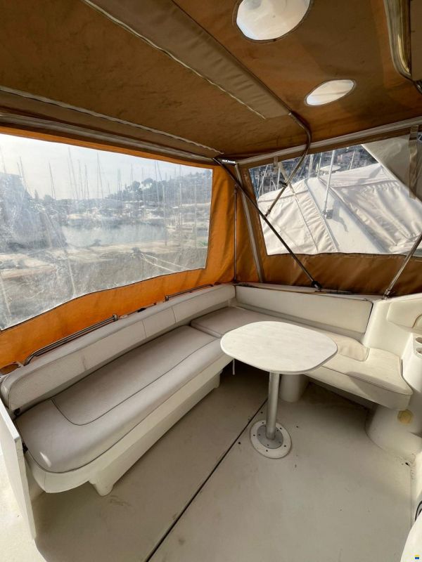 Larson 29 Cabrio