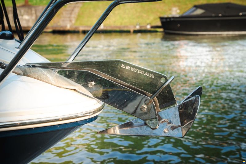 Sea Ray Sundancer 265