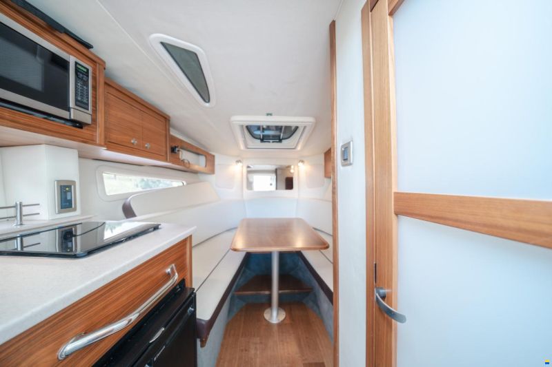 Sea Ray Sundancer 265