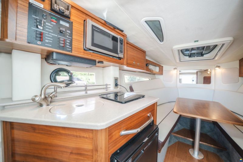 Sea Ray Sundancer 265