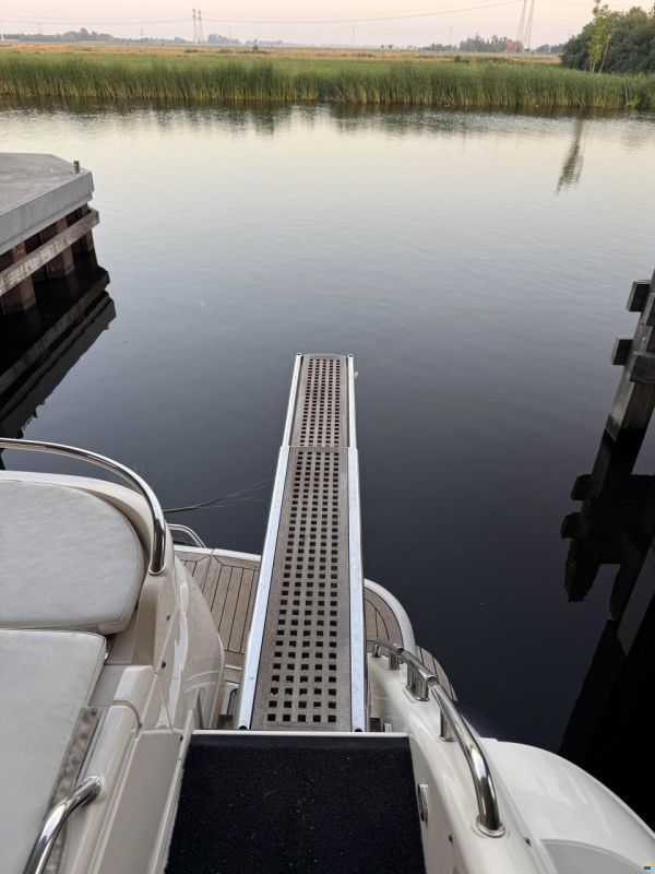 Fairline Targa 43