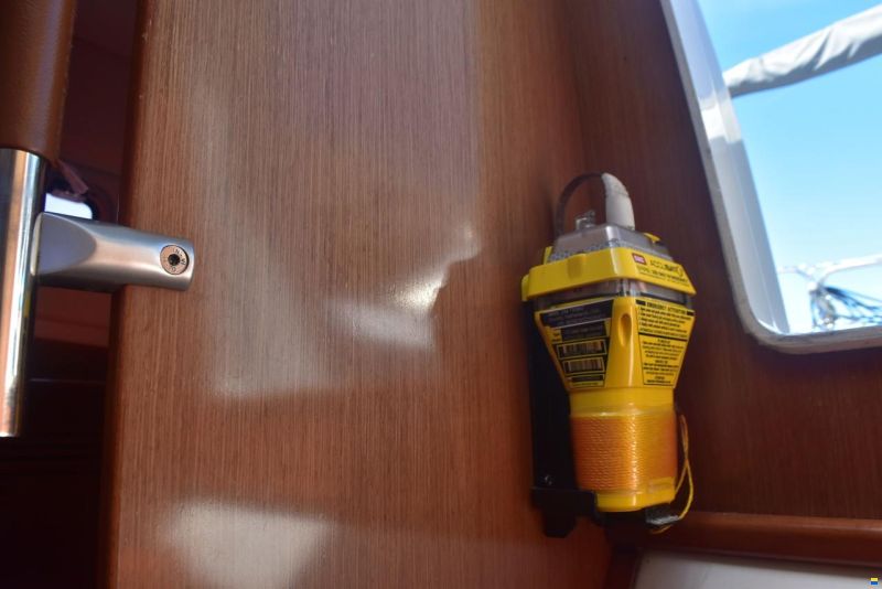 Beneteau Oceanis 37