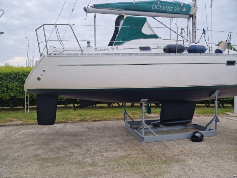 Beneteau Oceanis 281