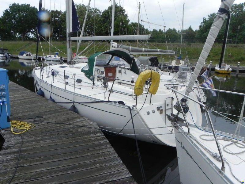 Beneteau Oceanis 321