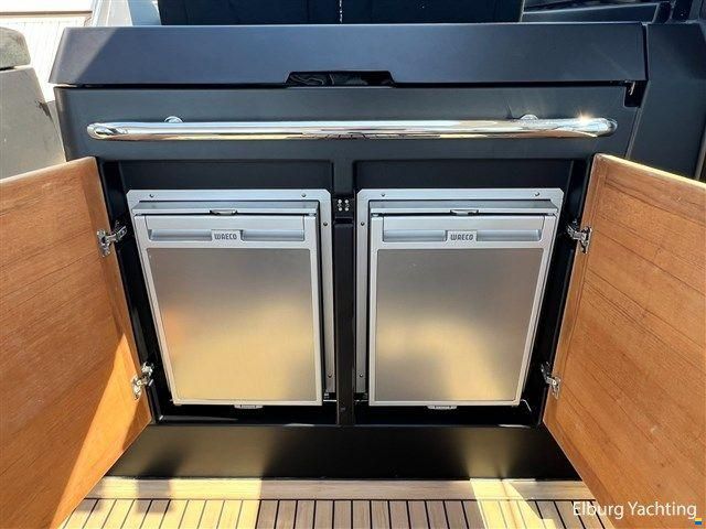 Sealine SC42 Custom