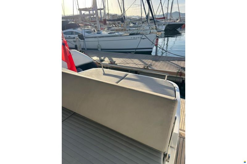 Azimut Atlantis 43