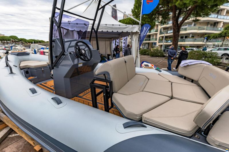 Grand D600 LUX