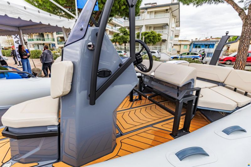 Grand D600 LUX