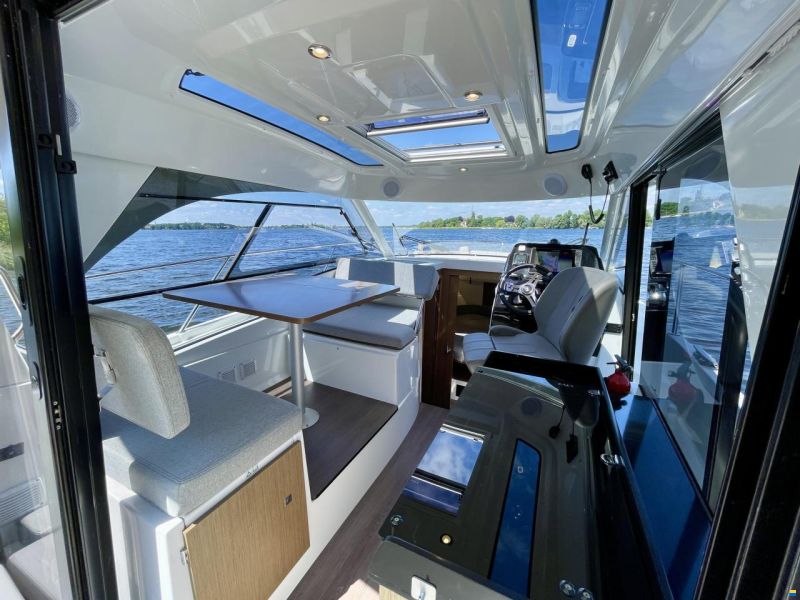 Beneteau Antares 9