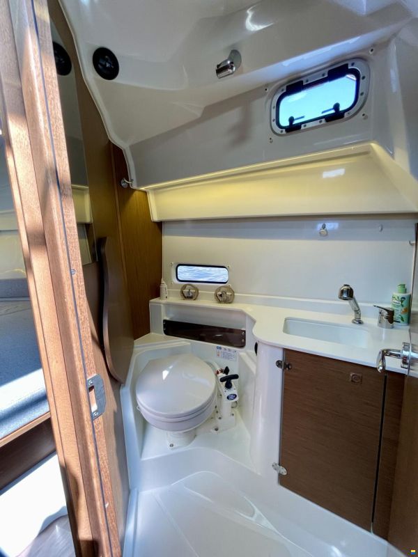 Beneteau Antares 9