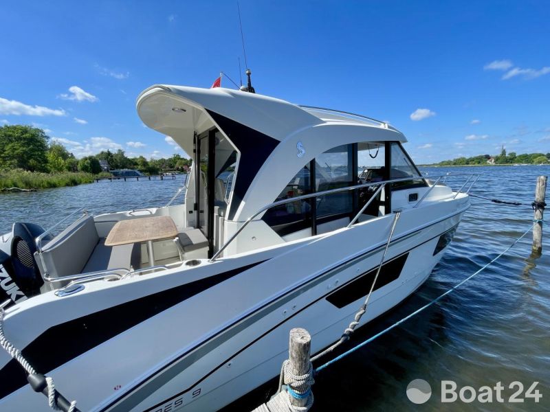 Beneteau Antares 9