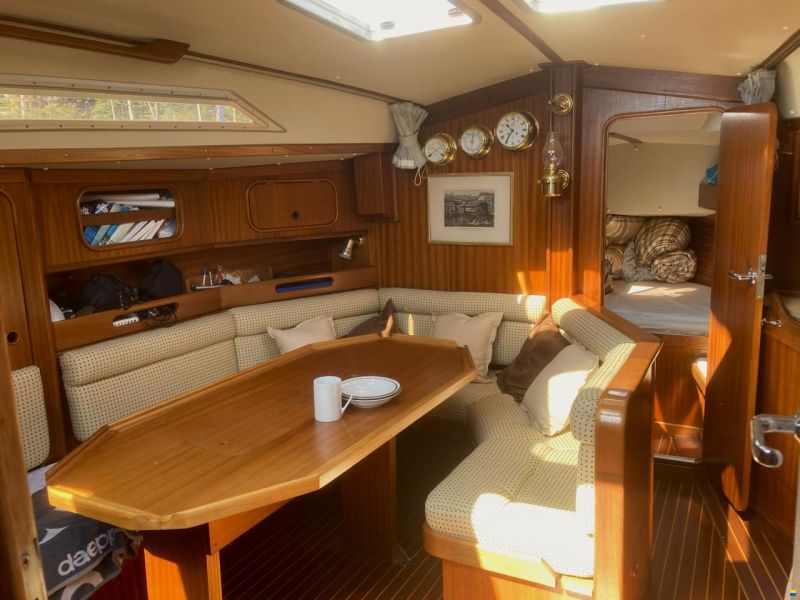 Bavaria 340 Lagoon