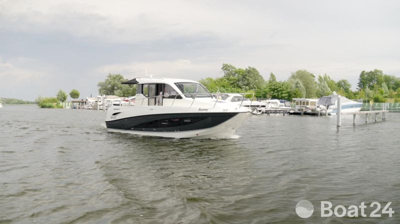 Quicksilver 905 Weekend