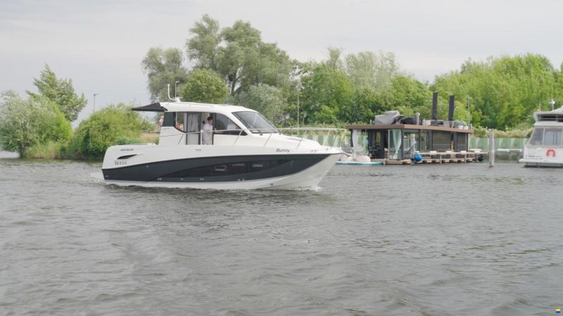 Quicksilver 905 Weekend
