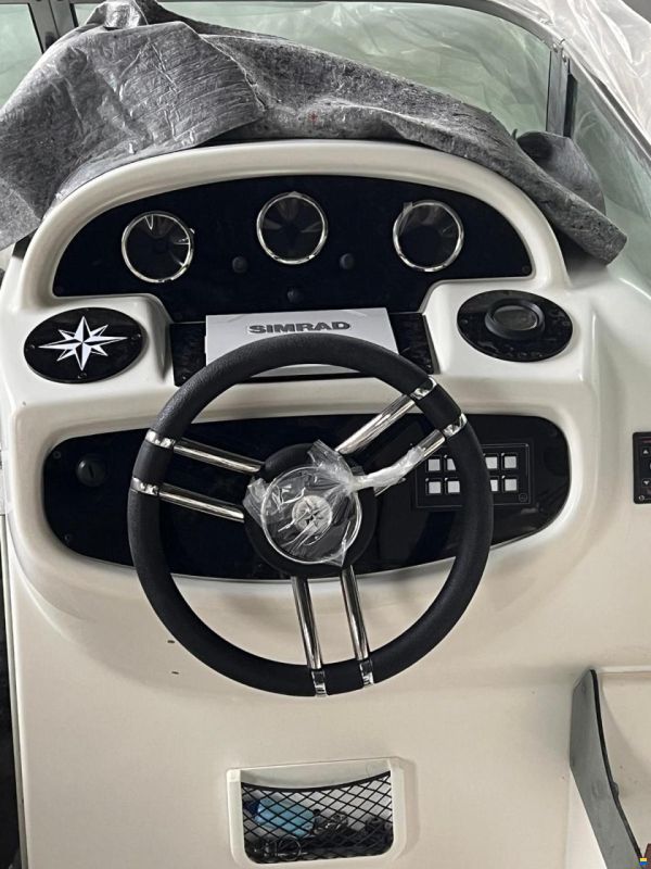 Jeanneau Leader 805