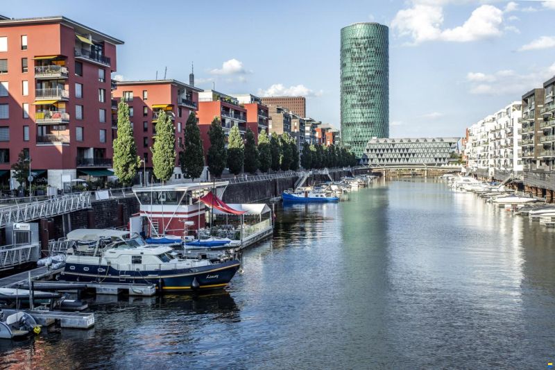 Liegeplatz Frankfurt Westhafen