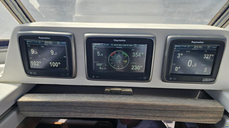 Grand Soleil 46