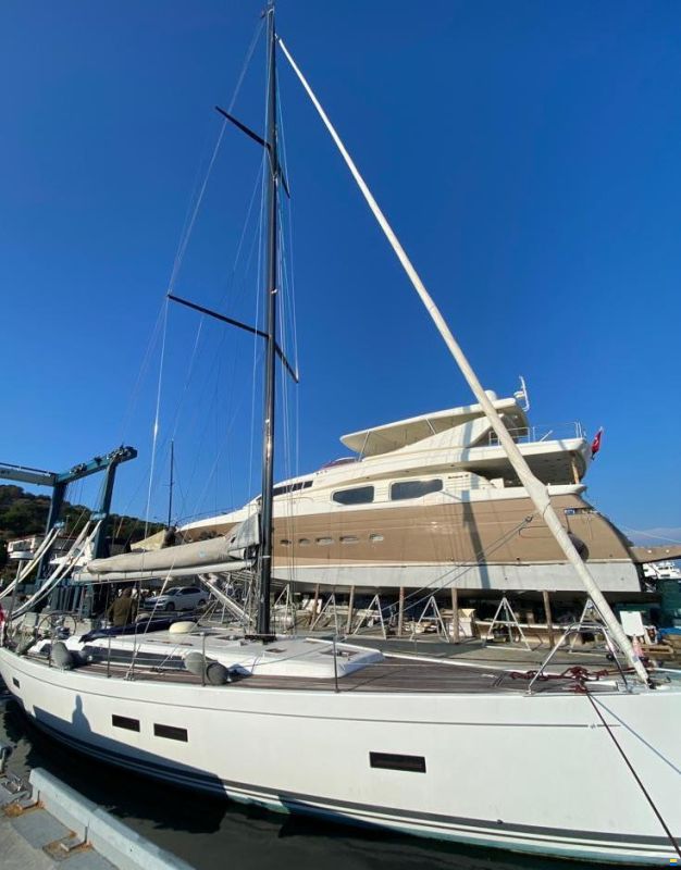 Grand Soleil 46