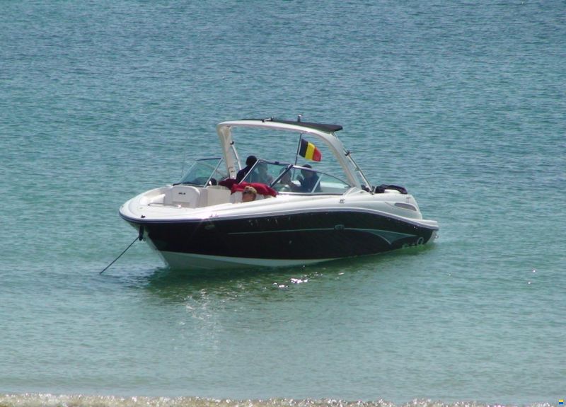 Sea Ray 270 SLX