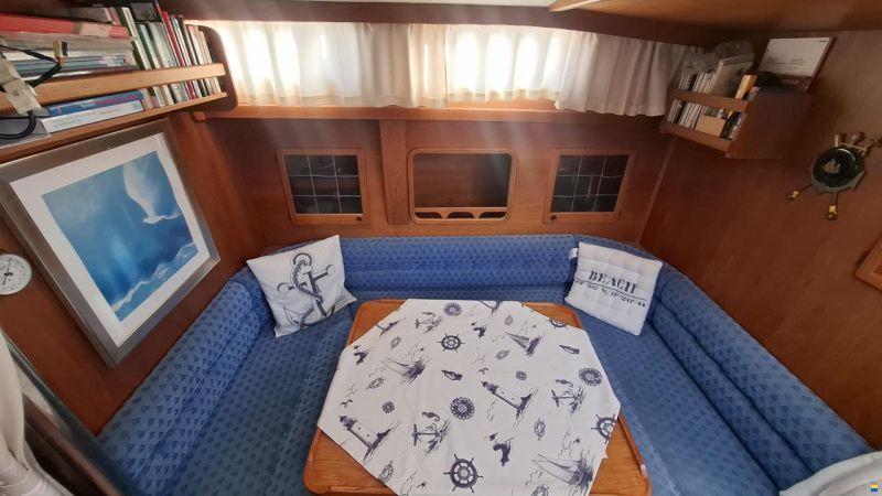 Nauticat 38