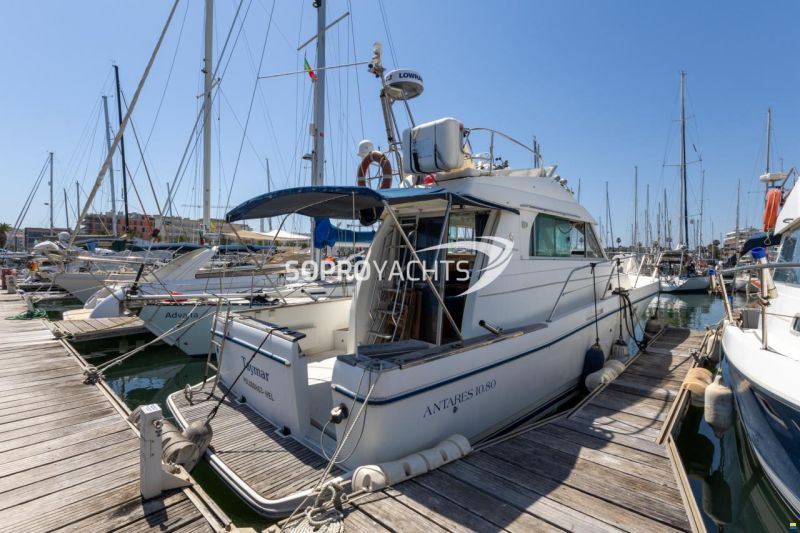 Beneteau Antares 10.80