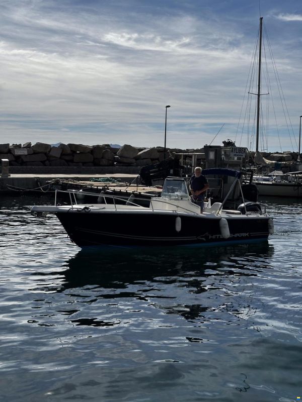 White Shark 225