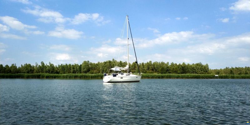 Beneteau Oceanis 320
