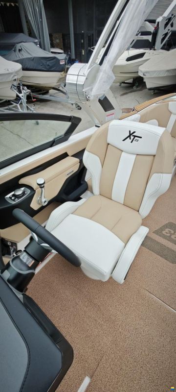 MasterCraft XT23