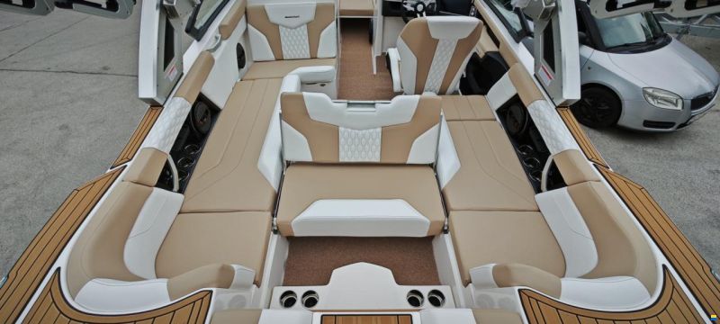 MasterCraft XT23
