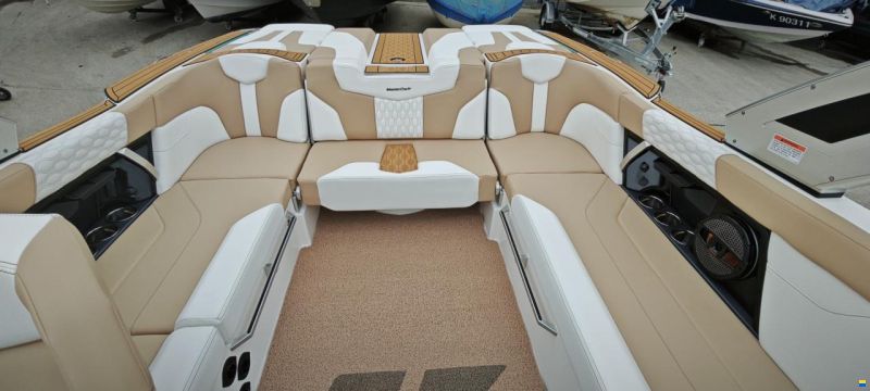 MasterCraft XT23
