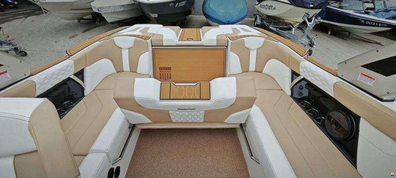 MasterCraft XT23