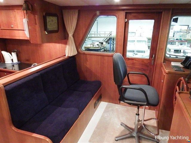 Hollandia Dutch Tug 1400 Trawler