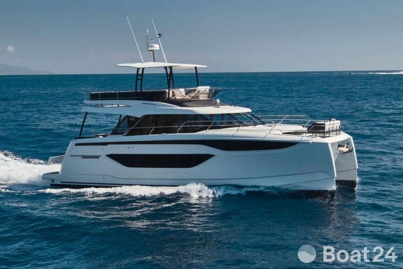 Manufacturer Provided Image: 2024 Prestige M48 yacht cruising on open sea.