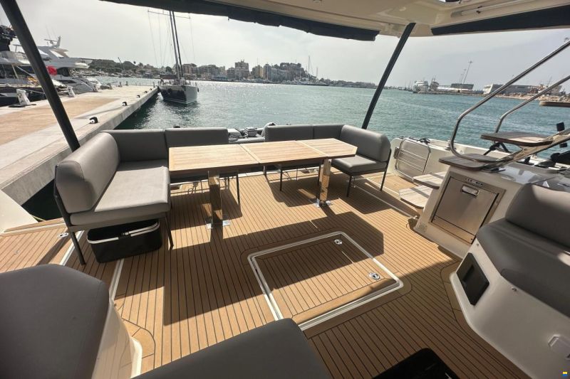 Prestige M48