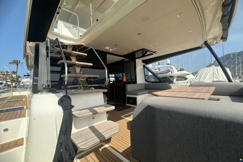 Prestige M48
