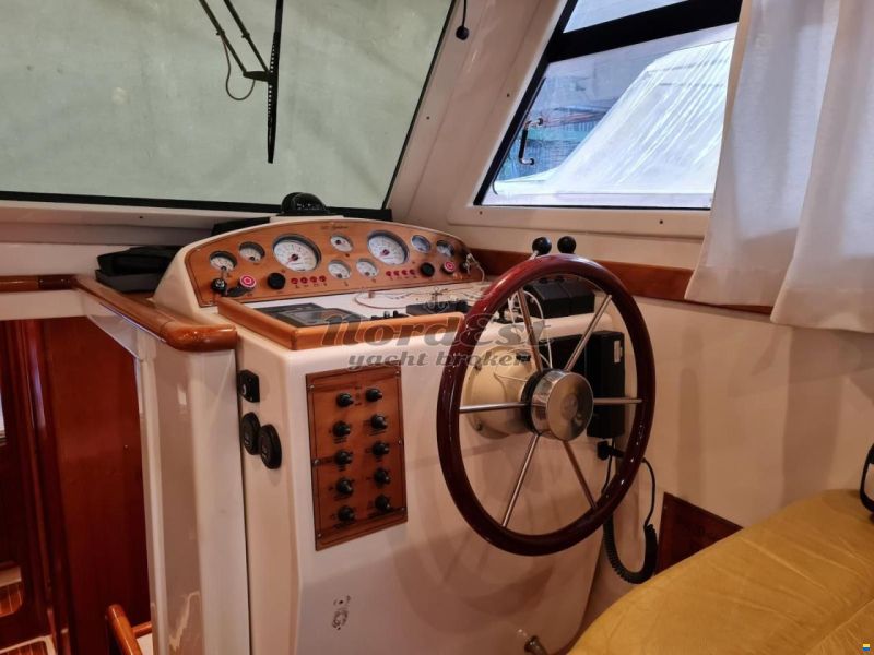 Cantieri Estensi Goldstar 360 Fly
