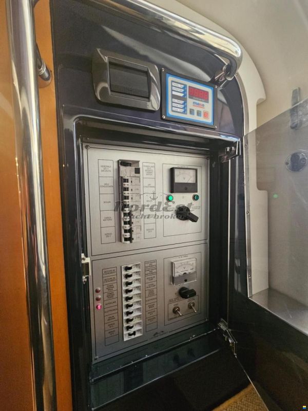 Cantieri di Sarnico Maxim 40