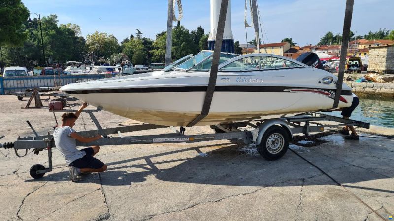 Celebrity Bowrider 181BR