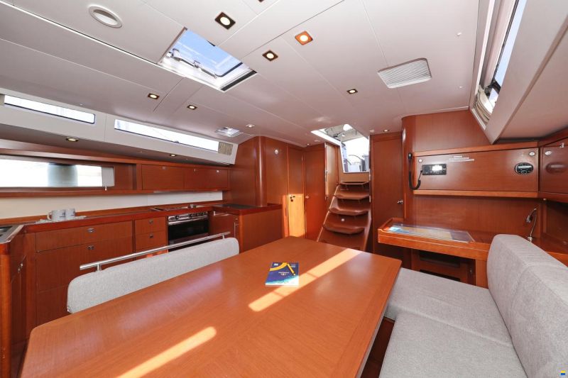 Beneteau OCEANIS 48