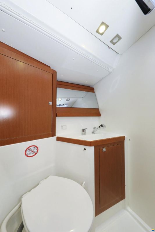 Beneteau OCEANIS 48