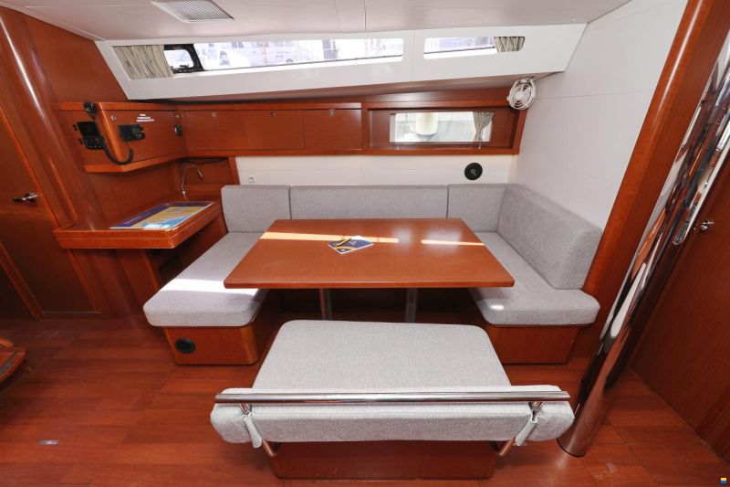 Beneteau OCEANIS 48