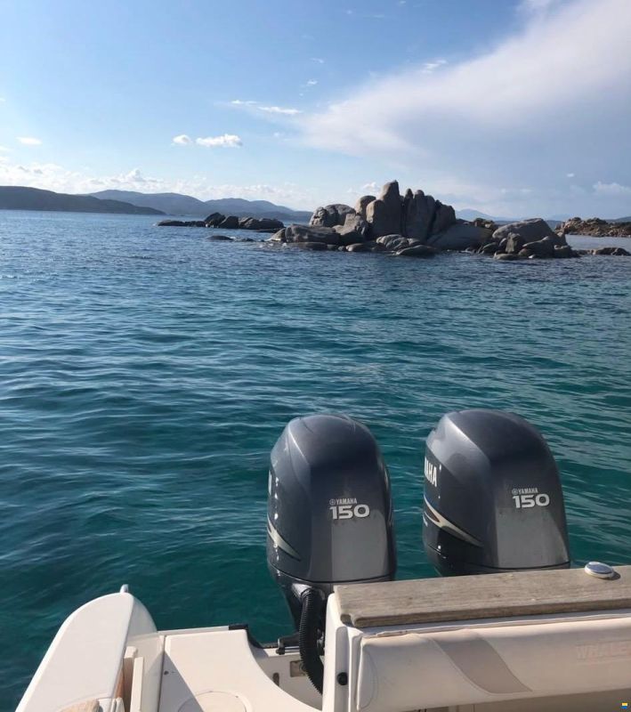 Boston Whaler 240 OUTRAGE