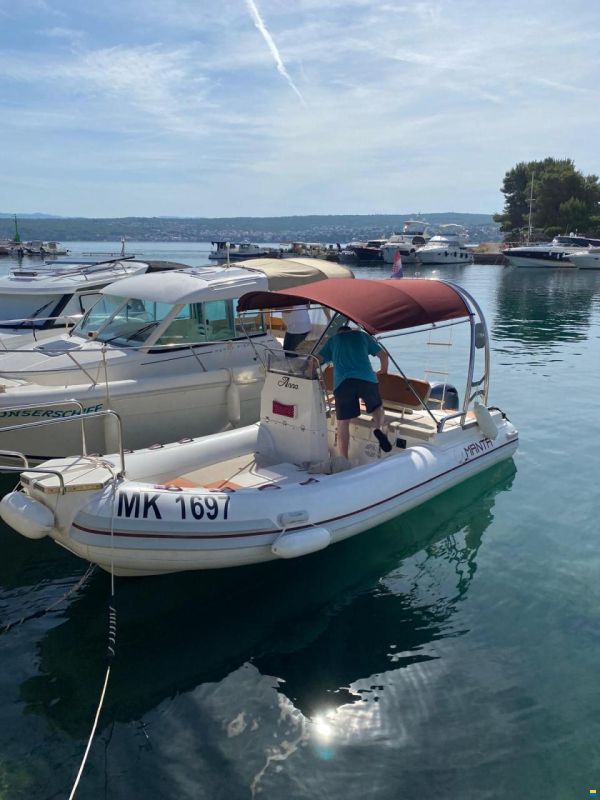 Manta 555