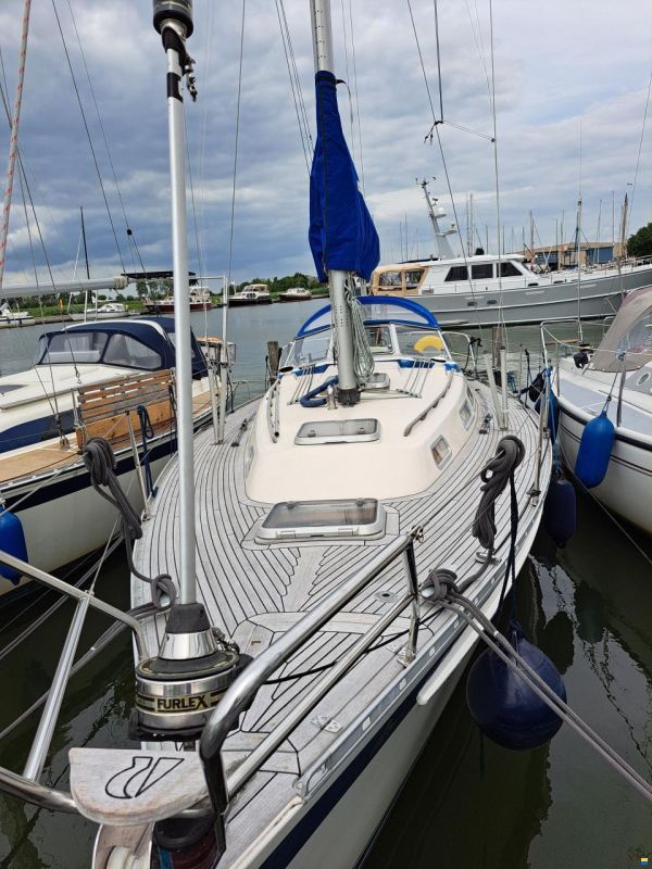 Hallberg-Rassy 31