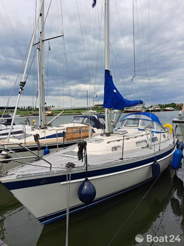 Hallberg-Rassy 31