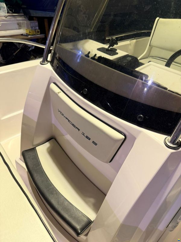 Ranieri Voyager 18S