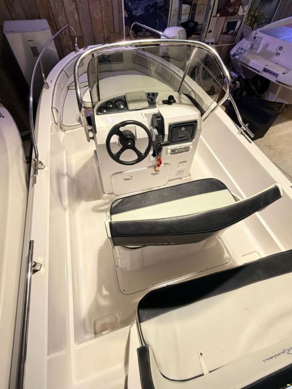 Ranieri Voyager 18S