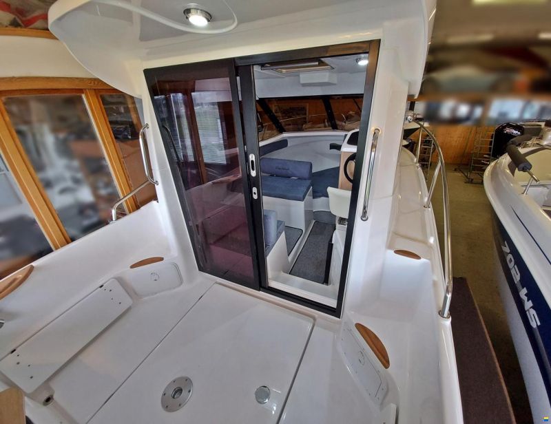 B2 Marine Cap Ferret 722 TC - Mercury 150 EFI