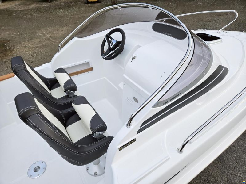 B2 Marine Cap Ferret 522 Cruiser + Mercury 60 EFI